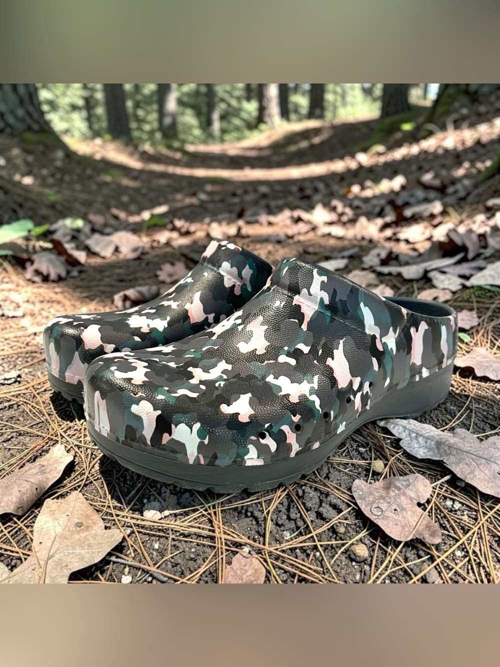 Dansko Kane EVA Camo Clogs Women's EU 37 US 6.5-7 Lightweight Garden Nursing